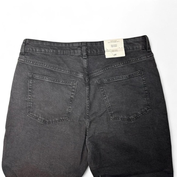 H&M Black Mom Jeans High Waisted Womens‎ Size 14 NWT Denim Tapered Everyday Dark - Picture 4 of 7